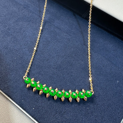 [Eterna Jewels]Neu eingetroffen: Halskette mit grünen Perlen und Nieten