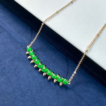 [Eterna Jewels]Neu eingetroffen: Halskette mit grünen Perlen und Nieten