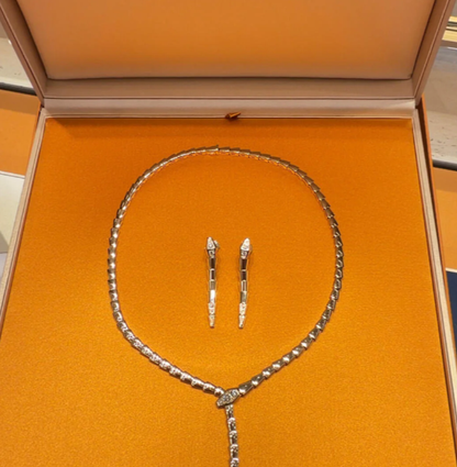 [Eterna Jewels]NEU！SERPENT DIAMOND HALSKETTE
