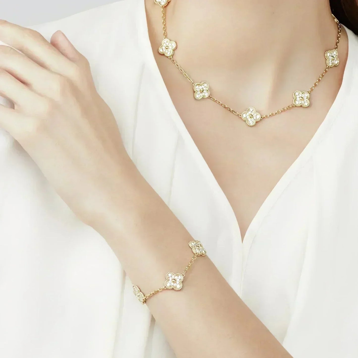 [Star Jewelry] KLEEBRACHEN 5 MOTIV VOLLSTÄNDIGES DIAMANTPARMBAND-KOLLEKTION