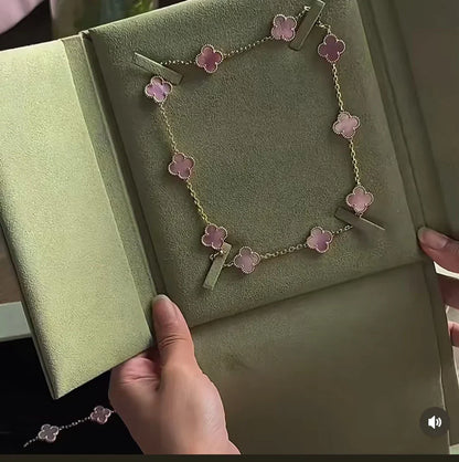 [Eterna Jewels Schmuck] Rosa Halskette mit zehn Kleeblatt-Designs