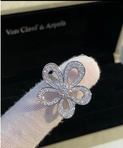 [Eterna Jewels]Flowerlace  Luxury Silver Tone Four Leaf Clover Ring