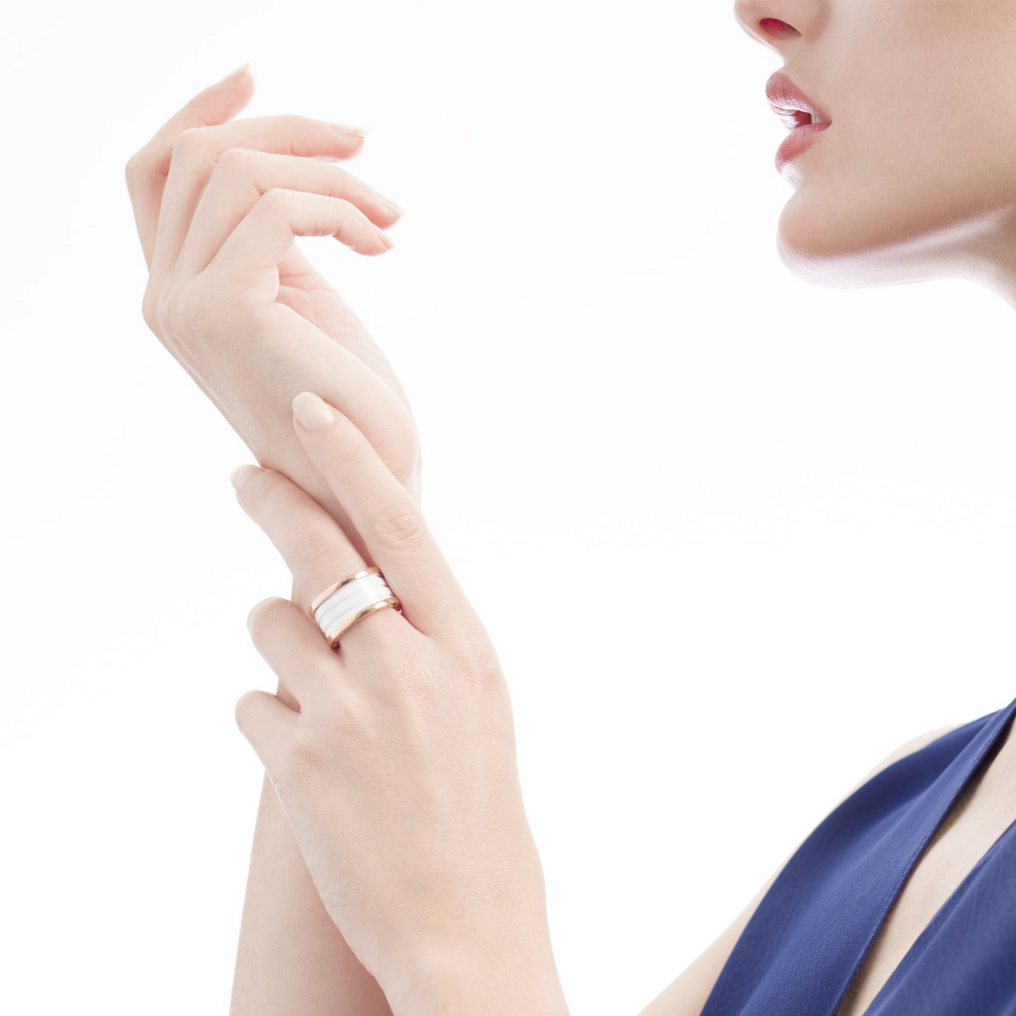 [Eterna Jewels]ZERO 1 VIERBAND-SCHLEIFEN UND WEISSER KERAMIK-SPIRALRING AUS ROSÉGOLD