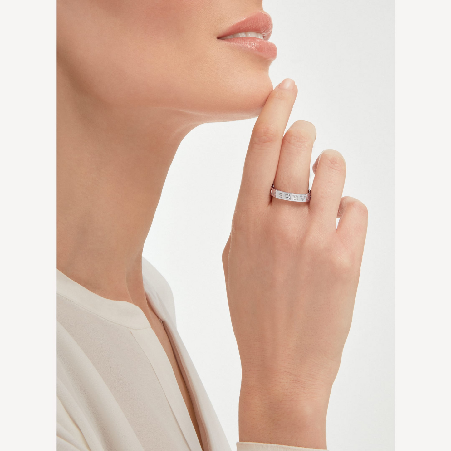 [Eterna Jewels]ZERO 1 ESSENTIAL MIT EINEM DIAMANTRING
