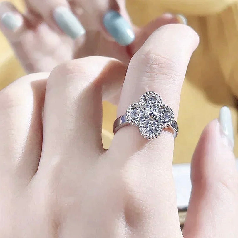 [Eterna Jewels]KLEEBRILLANTENRING