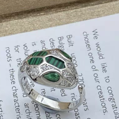 [Eterna Jewels]BRANDNEUE SORTIERTE SCHLANGENKOPF MALACHIT RINGE