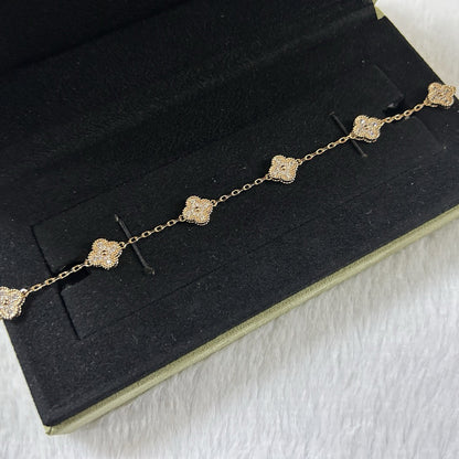[Eterna Jewels]KLEEBKATT 6 MOTIV DIAMANT ARMREIF