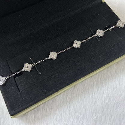 [Eterna Jewels]KLEEBKATT 6 MOTIV DIAMANT ARMREIF