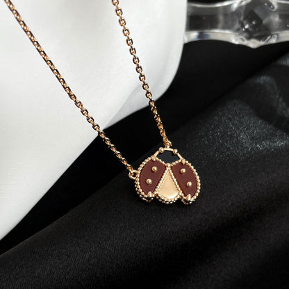 [Eterna Jewels]LUCKY CARNELIANS MARIENKÄFER-HALSKETTE