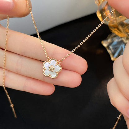 [Eterna Jewels]LUCKY WEISSE PERLMUTT PFLAUMENBLÜTEN-HALSKETTE