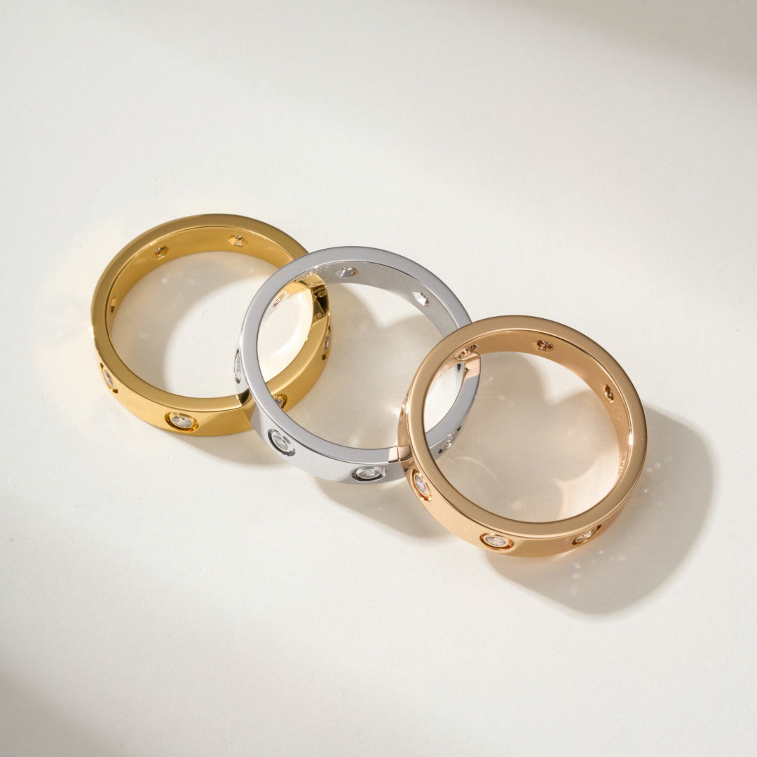 [Eterna Jewels]LOVE 4MM 8 DIAMOND RING