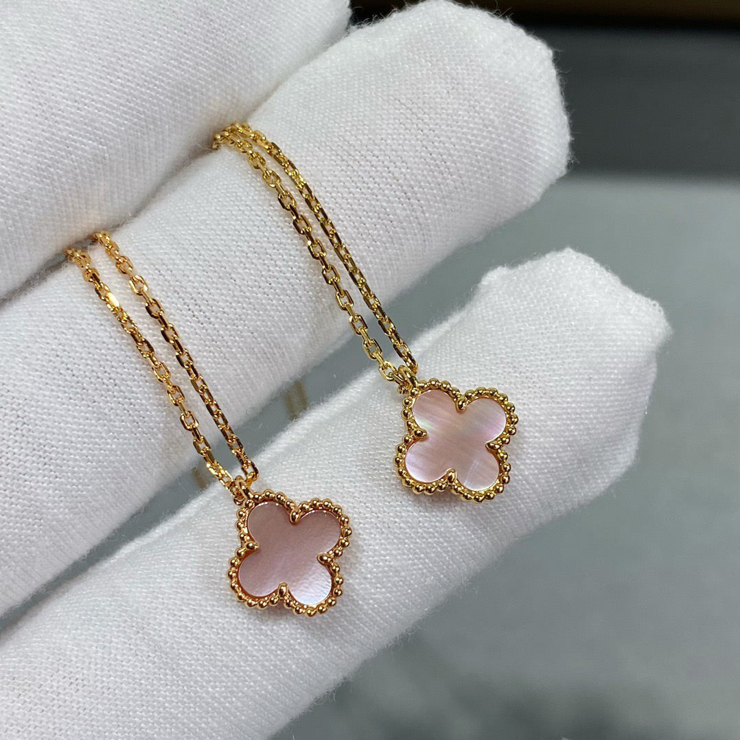 [Eterna Jewels]CLOVER 15MM ROSAFARBENES PERLMUTT-EINZELBLÜTEN-HALSKETTE