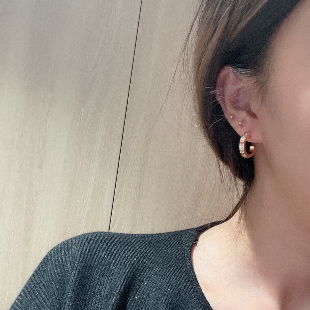 [Eterna Jewels]LOVE 5.5MM DIAMOND PAVED EARRINGS