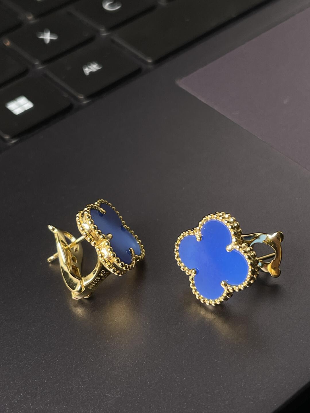 [Eterna Jewels] KLEEBLLATT GROSS (20mm) 1 MOTIVE BLAUE PERLMUTT OHRSTECKER