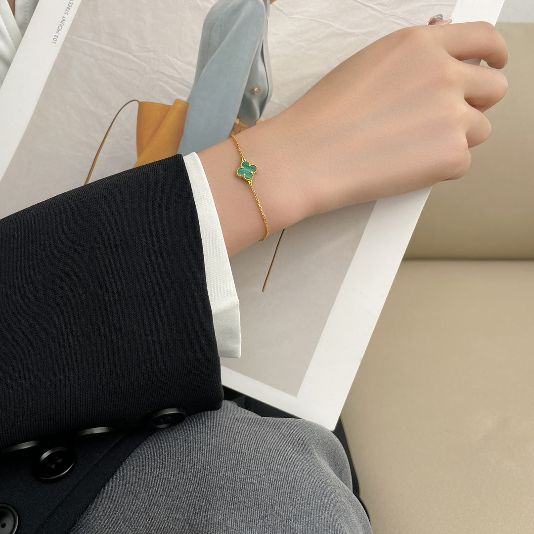 [Eterna Jewels]KLEEBRETT-ARMBAND MALACHIT 1 MOTIV