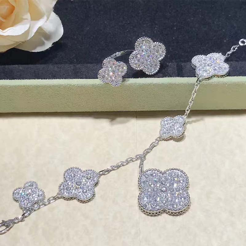 [Eterna Jewels]クローバー 6モチーフ シルバーダイヤモンドブレスレット