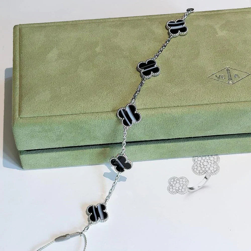 [Eterna Jewels] CLOVER 5 MOTIF PULSAR STONE BRACELET KOLLEKTION