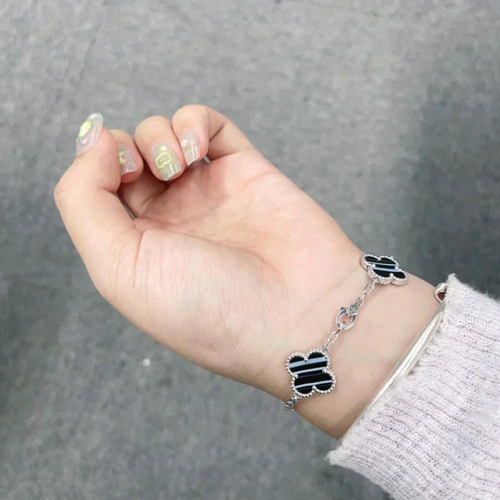 [Eterna Jewels] CLOVER 5 MOTIF PULSAR STONE BRACELET KOLLEKTION