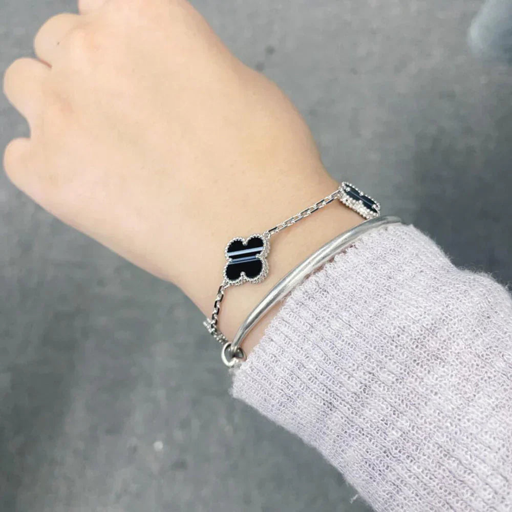 [Eterna Jewels] CLOVER 5 MOTIF PULSAR STONE BRACELET KOLLEKTION