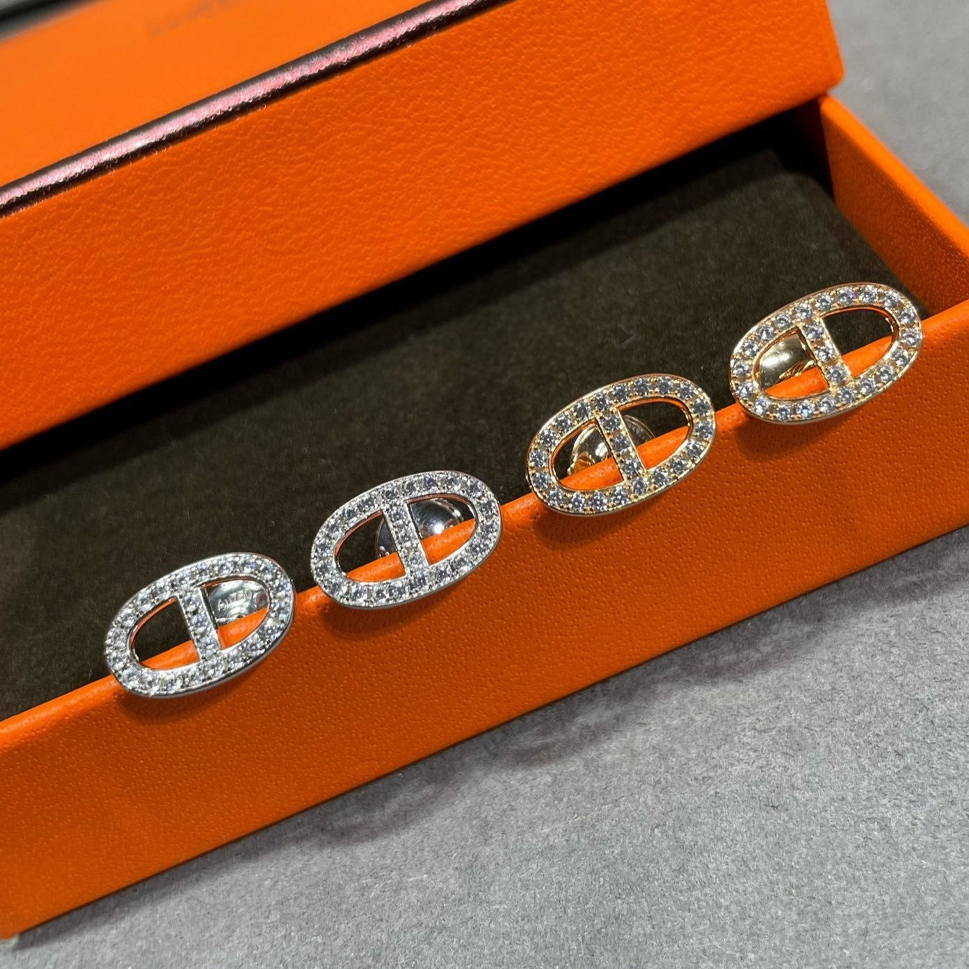 [Eterna Jewels] HM VOLLDIAMANT SCHWEINENASEN OHRSTECKER