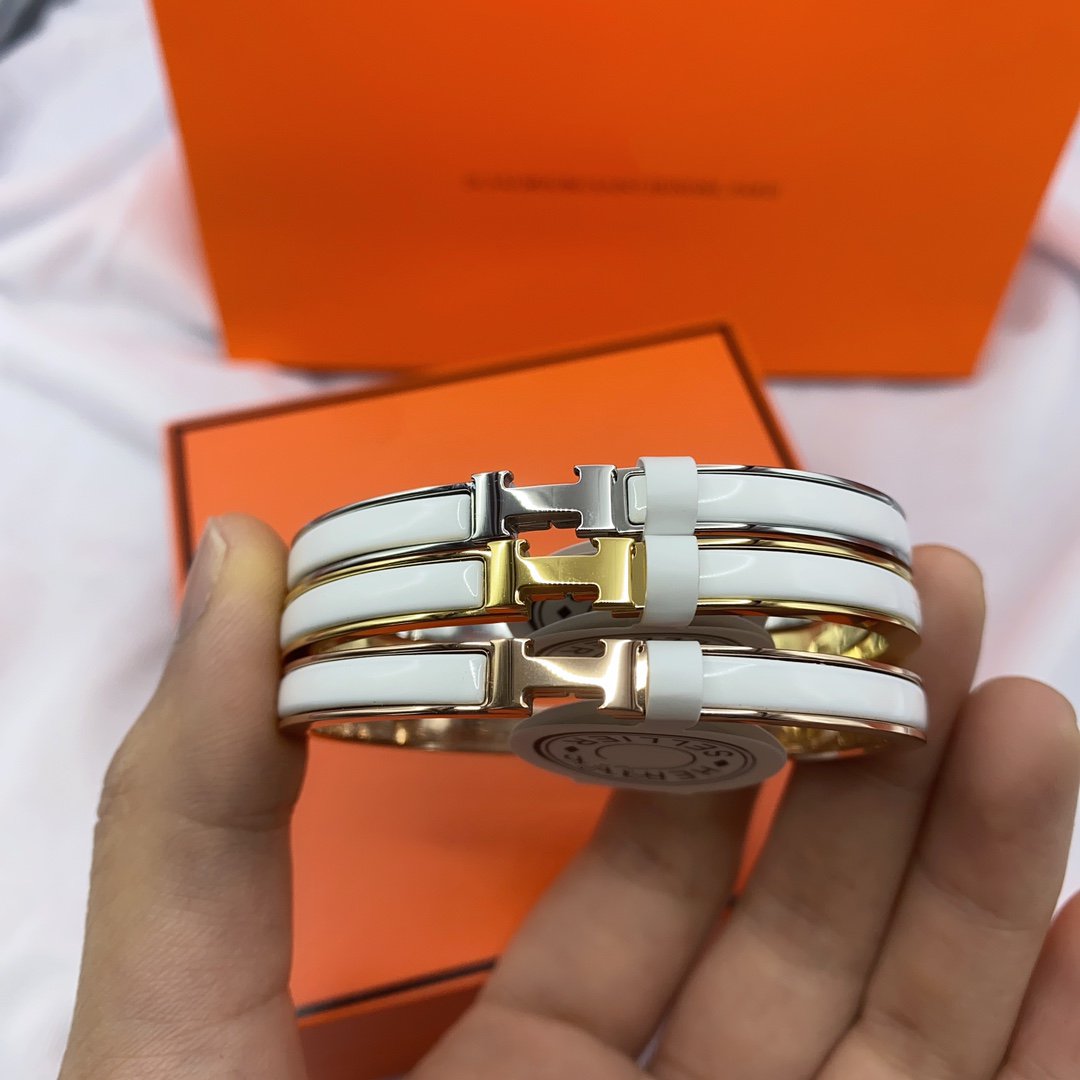 [エテルナジュエル]クラシック HM ククリック ホワイト 8MM エナメル ブレスレット