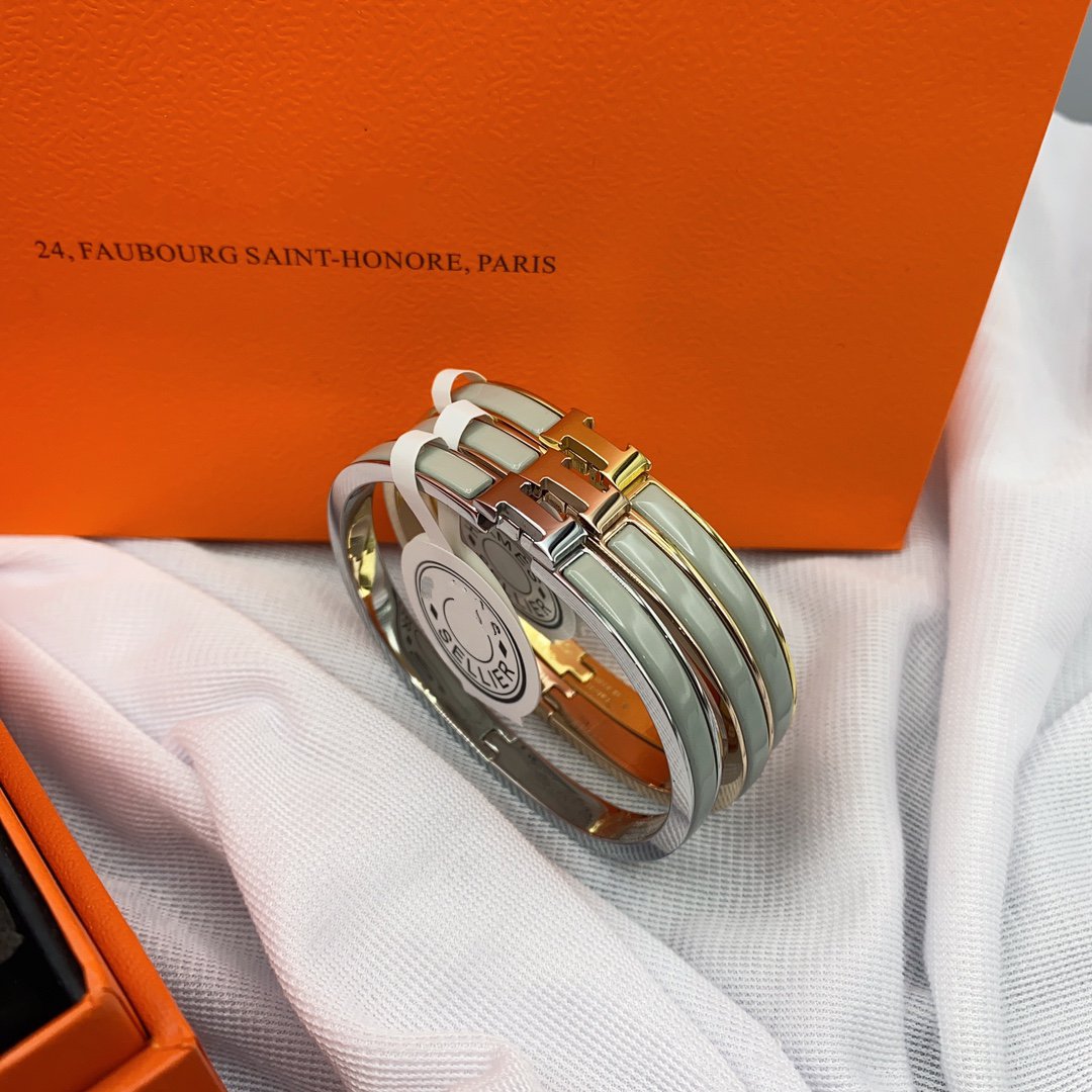 [Eterna Jewels]KLASSISCHES HM CLIC GRÜN 8MM EMAILLE ARMBAND