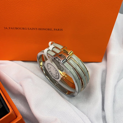 [Eterna Jewels]KLASSISCHES HM CLIC GRÜN 8MM EMAILLE ARMBAND