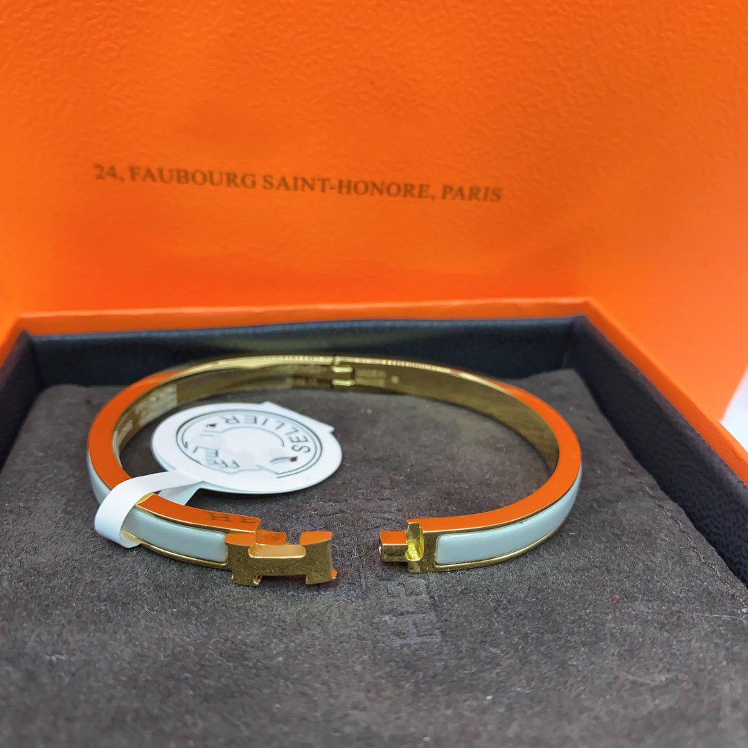 [Eterna Jewels]KLASSISCHES HM CLIC GRÜN 8MM EMAILLE ARMBAND