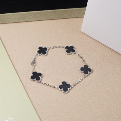 [Eterna Jewels] CLOVER 5 MOTIF ONYX-ARMBANDKOLLEKTION
