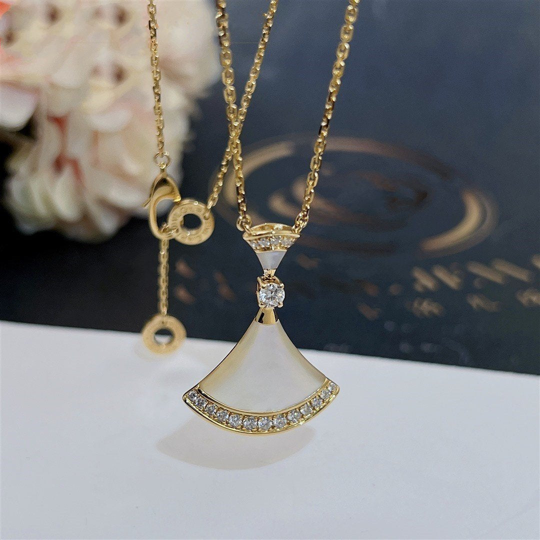 [Eterna Jewels]TRAUMKETTE PERLMUTT GOLD DIAMANT