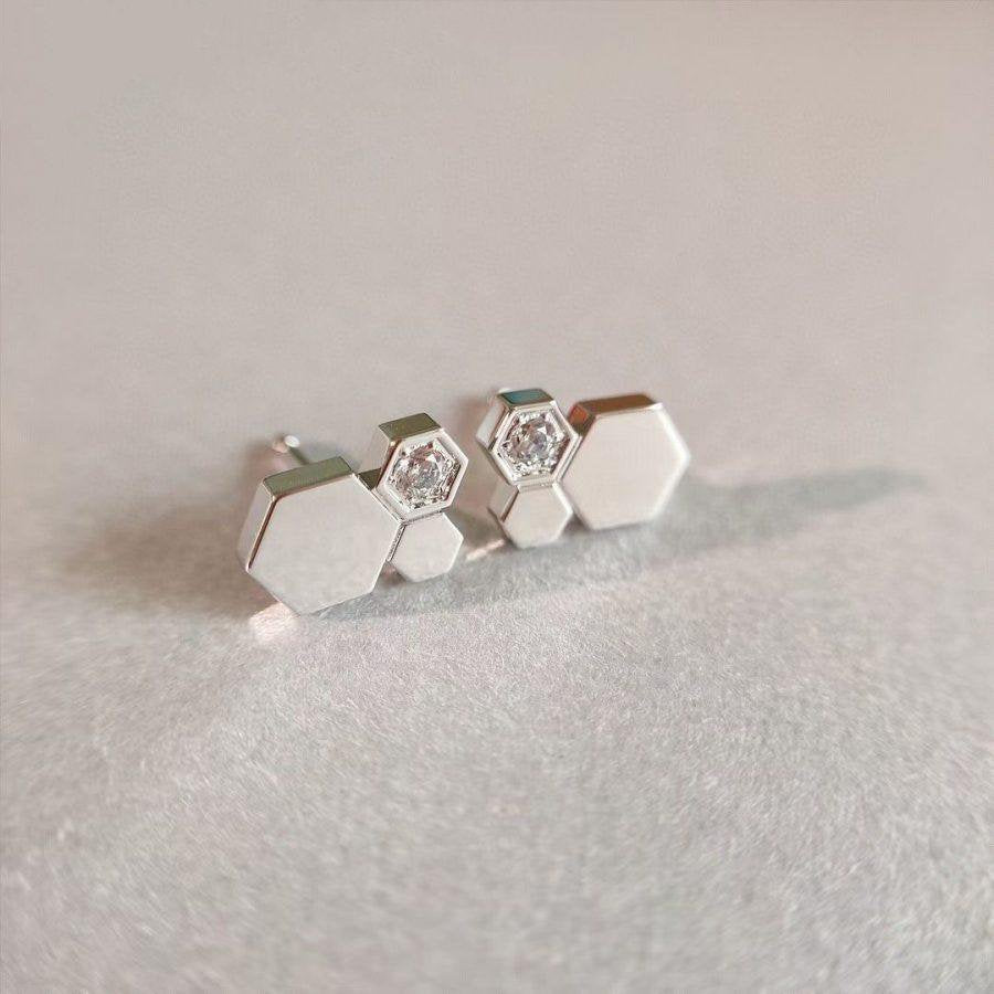 [エターナ ジュエルズ]BEE LOVE シルバーダイヤモンドピアス