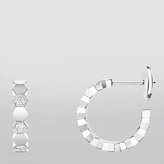 [Eterna Jewels]Hohler Vierblättriger Kleeblatt-Ring in Blütenform