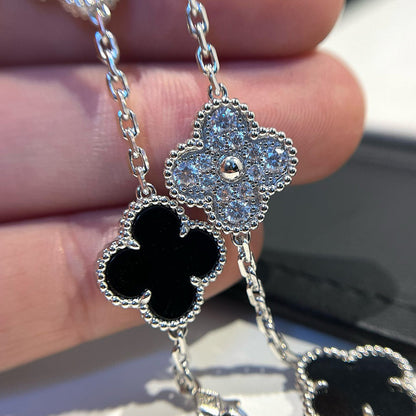 [Eterna Jewels] CLOVER 5 MOTIF ONYX-ARMBANDKOLLEKTION