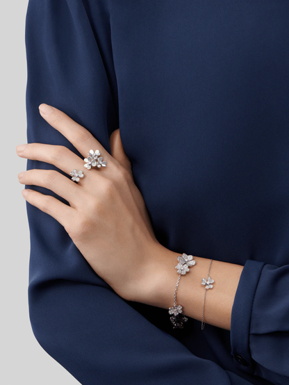 [Eterna Jewels]FRIVOLE SILBER BLUMEN DIAMANTEN ARMBAND