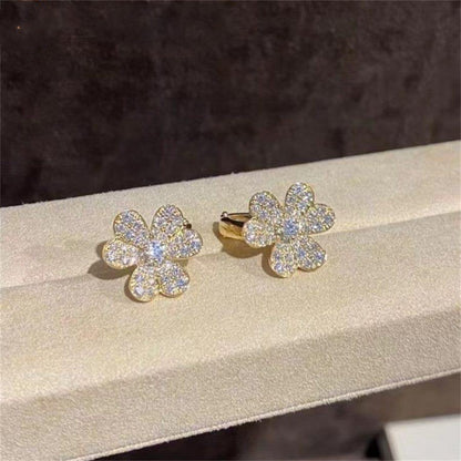 [エテルナジュエルズ]フリヴォル ゴールド フラワー ダイヤモンド ピアス
