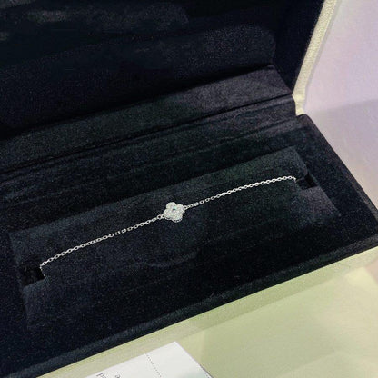 [エテルナジュエルズ]クローバー 一粒花ブレスレット シルバー