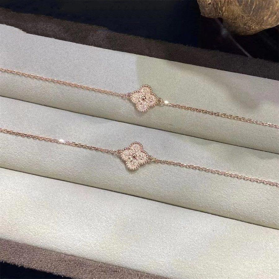 [エテルナジュエル] クローバーシングルフラワーブレスレット