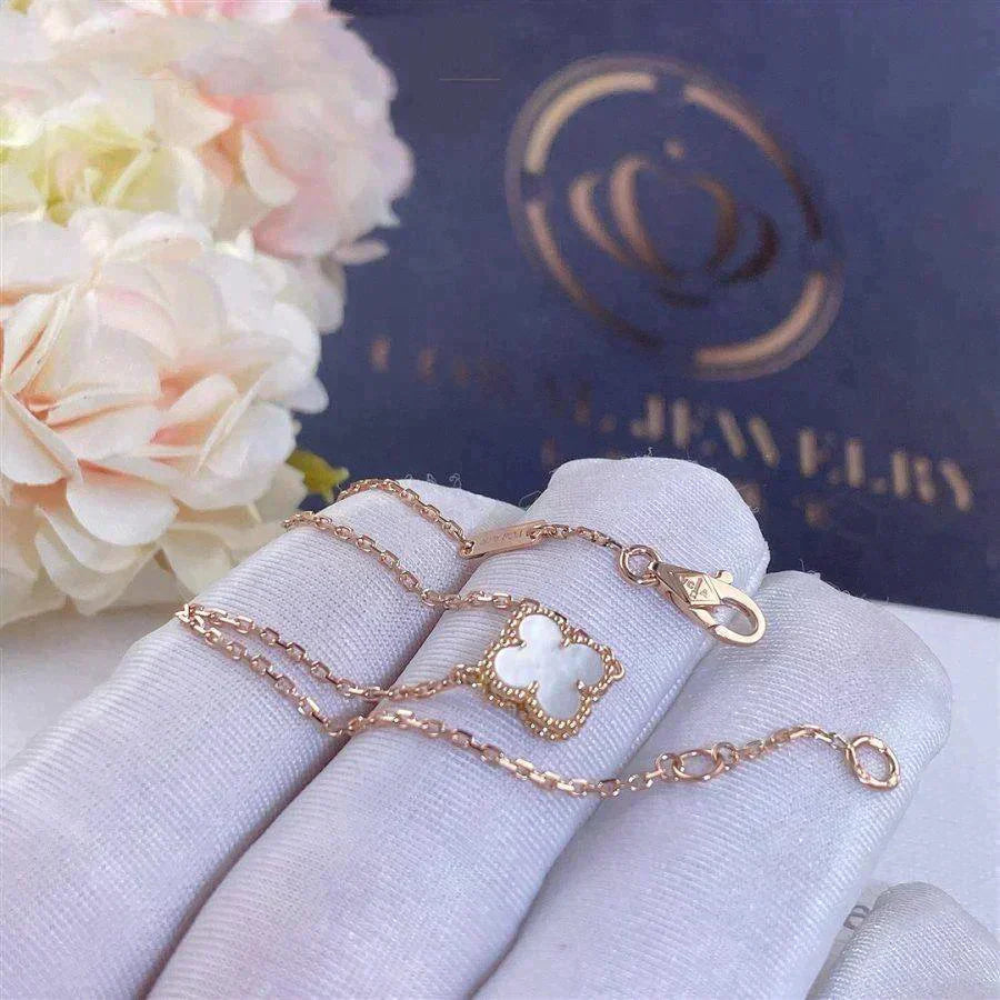 [Eterna Jewels]KLEEBRETT WEISSES PERLMUTT-EINZELBLÜTENARMBAND