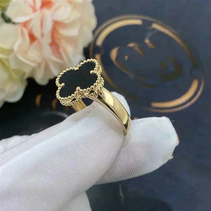[Eterna Jewels]KLEEBBLATT ONYX-RING