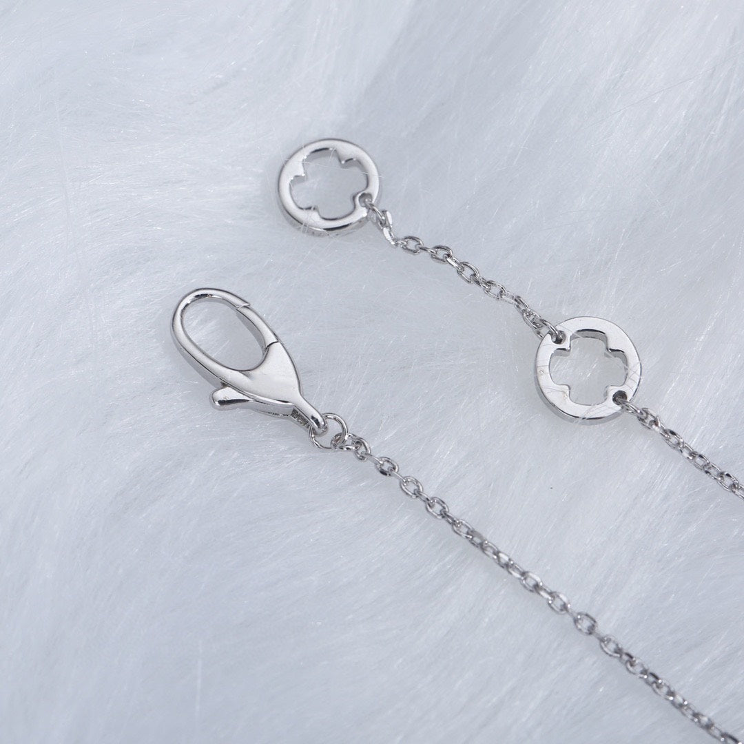 [Eterna Jewels]FIOREVER KETTE MIT DIAMANTENMITTE