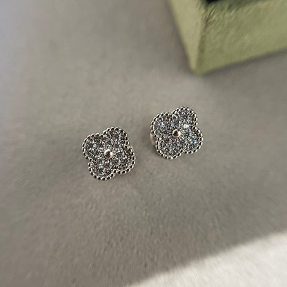 [Eterna Jewels]KLEEBRETT MINI DIAMANT OHRSTECKER